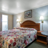 Отель Rodeway Inn By The Bay, фото 3