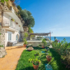 Отель Luxury Villa Vittoria- Villa With Garden Swimming Pool and Jacuzzi Overlooking the sea, фото 1