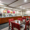 Отель Comfort Suites Downtown, фото 29