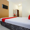 Отель Pandan Inn Guest House Batu by OYO Rooms, фото 38