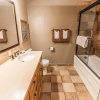 Отель Lodges at Cannon Beach B1, фото 8