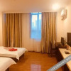 Отель YiJing Business Hotel Of ZhangYe, фото 12