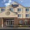 Отель Fairfield Inn and Suites by Marriott Indianapolis Airport, фото 1