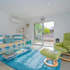 Отель Rose's Beach Pad - Matarangi Holiday Home, фото 16