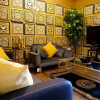 Отель Sexy Luxurious Versace Apartment Near Sheffield, фото 10