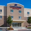 Отель Candlewood Suites Perrysburg, an IHG Hotel, фото 1