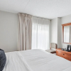 Отель Cape Suites Room 7 - Free Parking! 2 Bedroom Hotel Room by RedAwning, фото 3