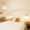 Отель Romantic Flat with Pool, фото 15