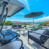 Отель Villa Dreamin With Heated Pool & Hot Tub, фото 18