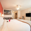 Отель Island Sun Inn & Suites - Venice, Florida Historic Downtown & Beach Getaway, фото 4