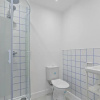 Отель OnPoint -3 Bed House - Parking, фото 10