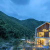 Отель Huayang Hotel, фото 1