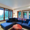 Отель 15MBH - Amazing Mountain Views - Hot Tub - Pets Ok - Sleeps 6, фото 6