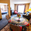 Отель MorningGlory Hotel, Resort & Suites, фото 5