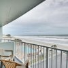 Отель Updated Daytona Beach Oceanfront Studio!, фото 9