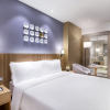 Отель Crystal Orange Hotel  Wangfujing Street, фото 4