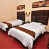 Отель GreenTree Inn Airport Road Express Hotel, фото 17