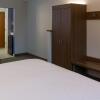 Отель Holiday Inn Express Hotel & Suites Louisville South - Hillview, фото 16