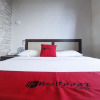 Отель RedDoorz Plus @ Tanjung Uncang Batam, фото 23