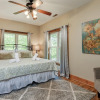 Отель Asheville Town 3 Bedroom Cabin, фото 7