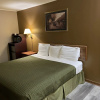 Отель Colonial Inn Dyersville, фото 6