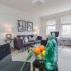 Отель Bright Two Bedroom Apartment in Chelsea 43, фото 19