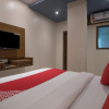 Отель OYO 22070 West Inn Hotel, фото 3