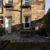 Отель Modern and Stylish 2 BD House in Edinburgh, фото 1