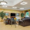 Отель Quality Inn & Suites Coldwater Near I-69, фото 8
