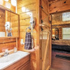 Отель Log Cabin Studio in Sevierville w/ Deck & Hot Tub!, фото 5