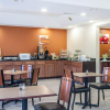 Отель Comfort Inn & Suites Airport - American Way, фото 23