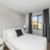 Отель Accommodate Canberra - Griffin Kingston Central Apartments, фото 4