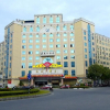 Отель Jia Yan Hotel, фото 1