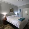 Отель The Evergreen Bed and Breakfast в Браддоне