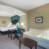 Отель La Quinta Inn & Suites by Wyndham Sebring, фото 29