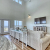 Отель Salty Seahorse - Waterfront! Pet Friendly! Game Room, Pool Table, Beautiful Views - Room For The Who, фото 23