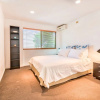 Отель Spacious Home In New Farm For 6 W/ Parking, фото 7