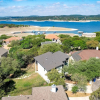 Отель Upscale 5BR Home on Lake Travis With Hottub & Lake Views, фото 18