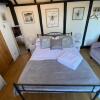 Отель Windsor/Ascot/Bracknell beautiful barn, фото 13
