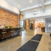Отель Spacious 2Br Dundurn Loft Rooftop Terrace Parking Gym, фото 21