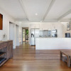 Отель Peregians Viewing Deck, 324 David Low Way, Peregian Beach, Noosa Area, фото 1
