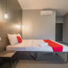 Отель Reddoorz Plus Near Maimun Palace 2 Medan, фото 26
