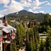 Отель Delta Hotels by Marriott Whistler Village Suites, фото 37