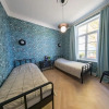 Отель Lovely 2-bedroom apartment with free parking, фото 4