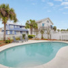 Отель Destin's Retreat by Avantstay Steps to the Beach w/ BBQ & Pool, фото 16