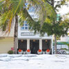 Отель Velima Beach в Мале