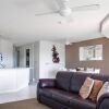 Отель Sailport Mooloolaba Apartments в Мулулабе