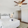 Отель Seacrest 301A is a Gulf Front efficiency unit on Okaloosa Island by RedAwning, фото 7