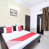 Отель OYO 16441 Hotel Gurjeet, фото 5