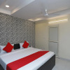 Отель Capital O 22697 Richa Grand Inn, фото 3